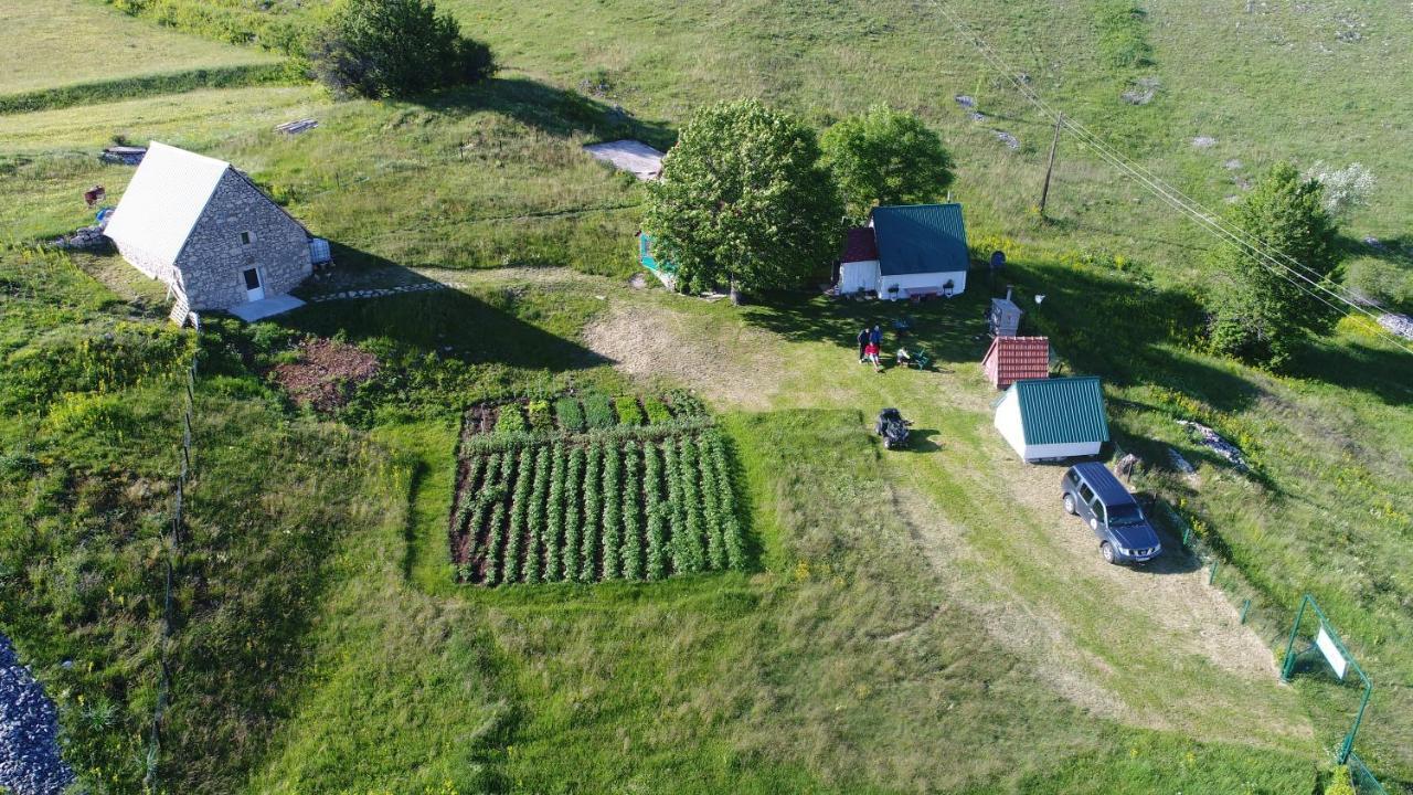 Suri Pension Plužine Buitenkant foto